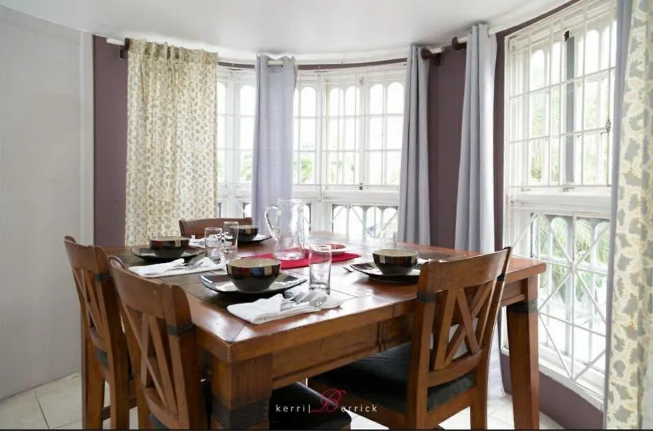 Serenity Villa Kingston