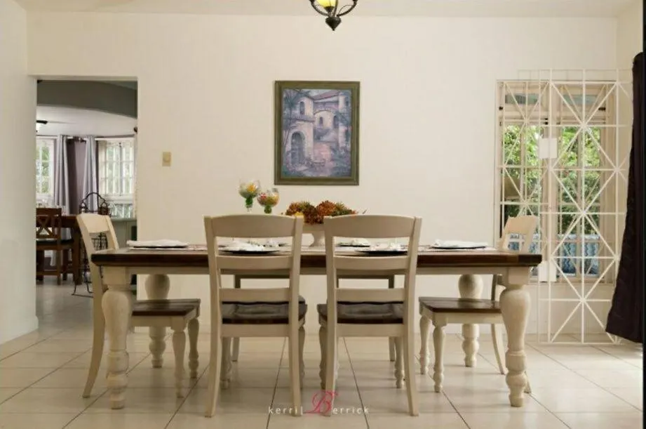 Serenity Villa Kingston